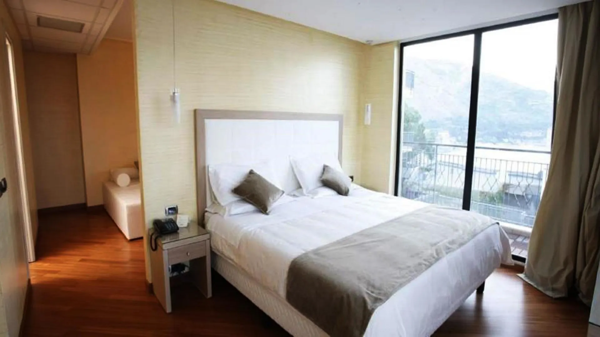 Hotel Villa Esperia Таормина