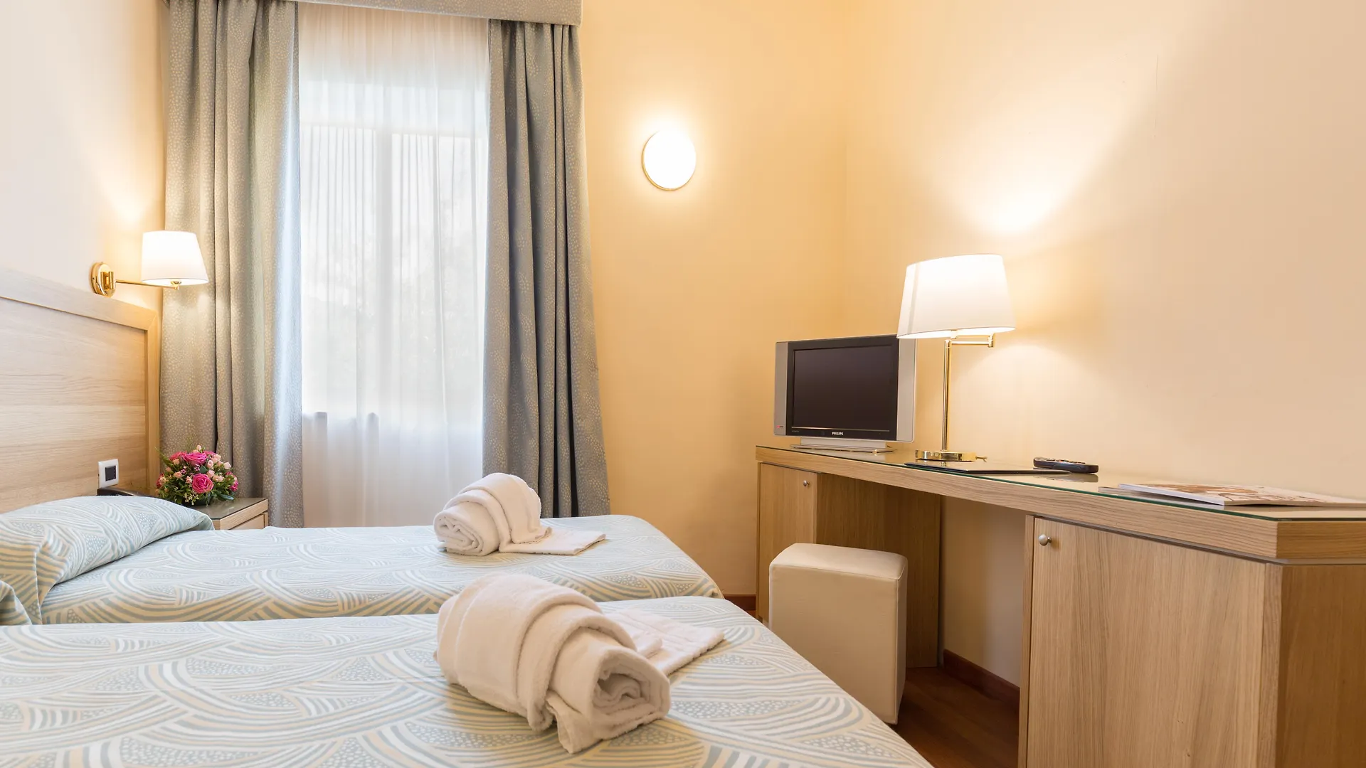 Hotel Villa Esperia Таормина