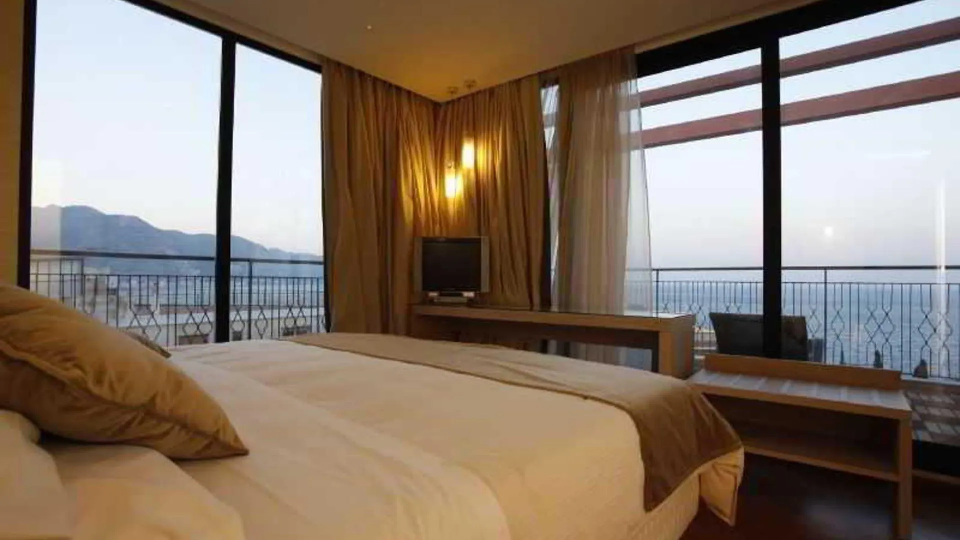 Hotel Villa Esperia Таормина