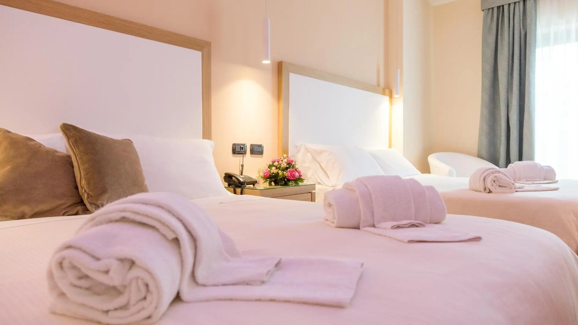 Hotel Villa Esperia Таормина