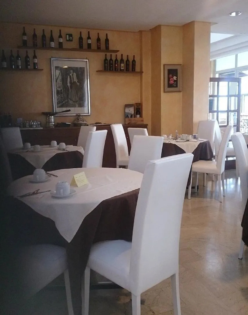 Hotel Villa Esperia Таормина 4*,  Италия