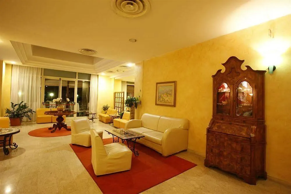 Hotel Villa Esperia Таормина